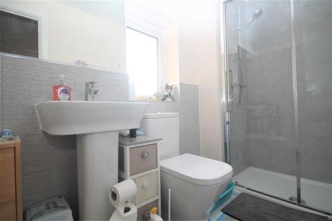 63 Cross Road, Clacton-on-sea, CO16 8GD