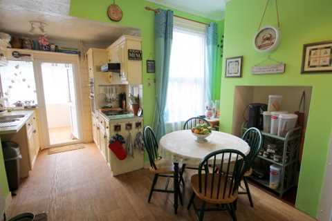 39 Chapman Road, Clacton-on-sea, CO15 6PT