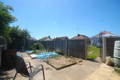 6 Boleyn Way, Jaywick, Clacton-on-sea, CO15 2NJ