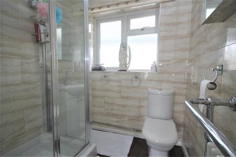 37 Credon Drive, Clacton-on-sea, CO15 4QX