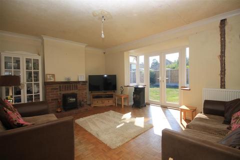 73 Boley Drive, Clacton-on-sea, CO15 6LE