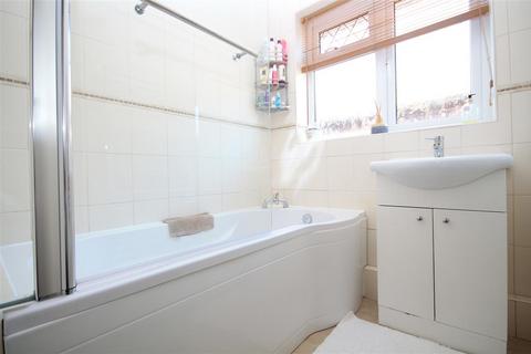 73 Boley Drive, Clacton-on-sea, CO15 6LE