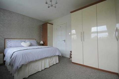 7 Blyford Road, Clacton-on-sea, CO16 7EL