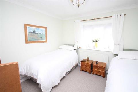 1 Colthorpe Road, Clacton-on-sea, CO15 4PT