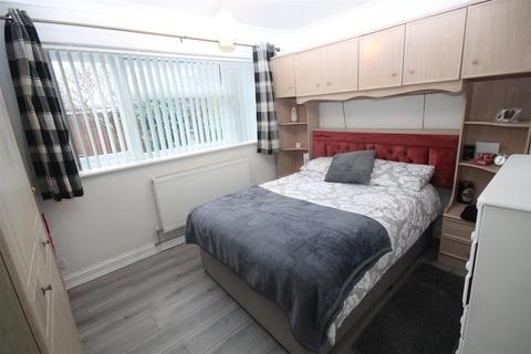 2 Blake Drive, Clacton-on-sea, CO16 8ED