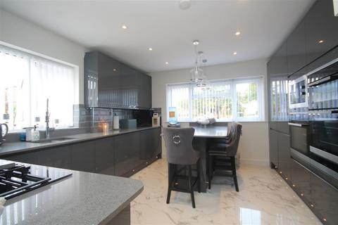 67 Crossways, Jaywick, Clacton-on-sea, CO15 2NG