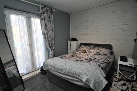 3, Badminton Court Badminton Road, Jaywick, Clacton-on-sea, CO15 2DZ