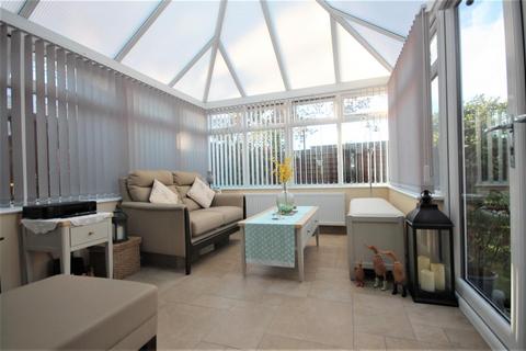 16 Abbigail Gardens, Clacton-on-sea, CO15 6QS
