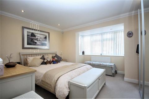16 Abbigail Gardens, Clacton-on-sea, CO15 6QS