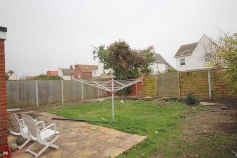 34 Chapman Road, Clacton-on-sea, CO15 6PT