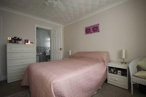 16 Bawdsey Close, Clacton-on-sea, CO16 7LL