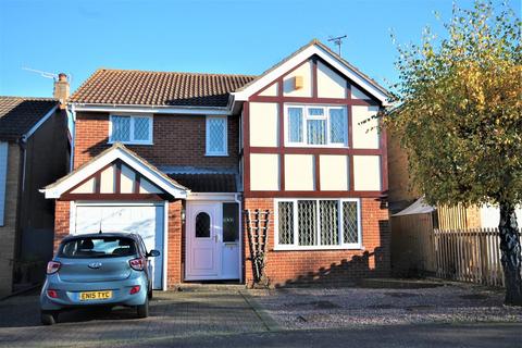 18 Dunthorpe Road, Clacton-on-sea, CO16 8YN
