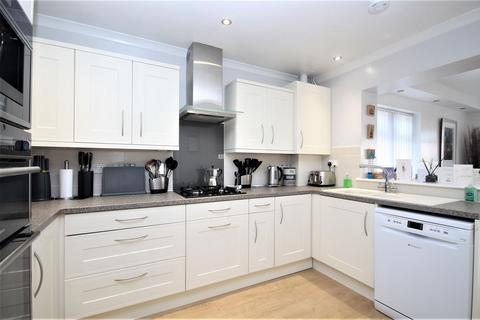 3 Crome Road, Clacton-on-sea, CO16 8YG