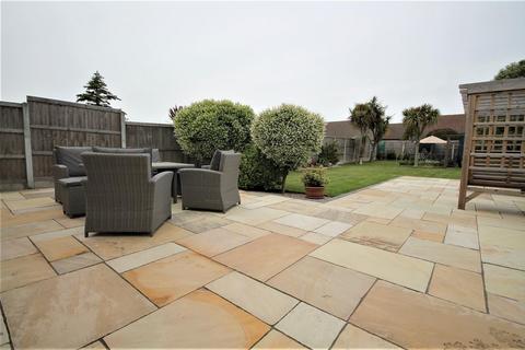 32 Bockings Grove, Clacton-on-sea, CO16 8DP