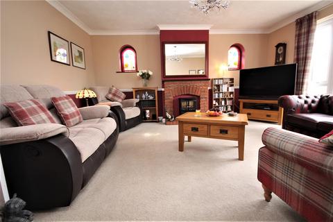 32 Bockings Grove, Clacton-on-sea, CO16 8DP