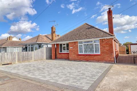 44 Cherry Tree Avenue, Clacton-on-sea, CO15 1AR