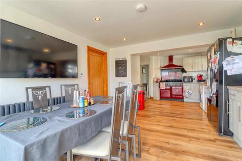 44 Cherry Tree Avenue, Clacton-on-sea, CO15 1AR