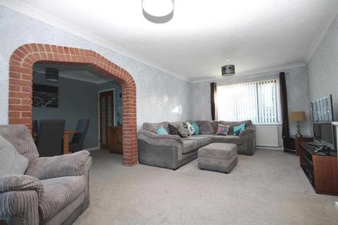 35 Edgware Road, Clacton-on-sea, CO16 7HH