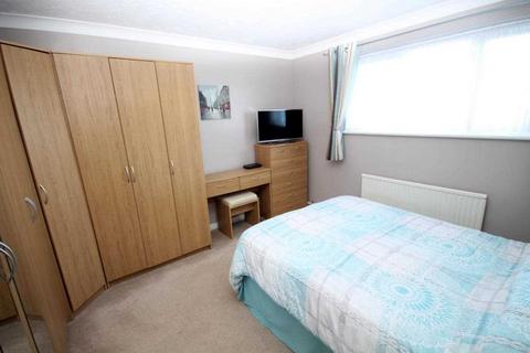 35 Edgware Road, Clacton-on-sea, CO16 7HH
