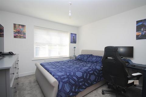 15 Connaught Road, Weeley Heath, Clacton-on-sea, CO16 9EL