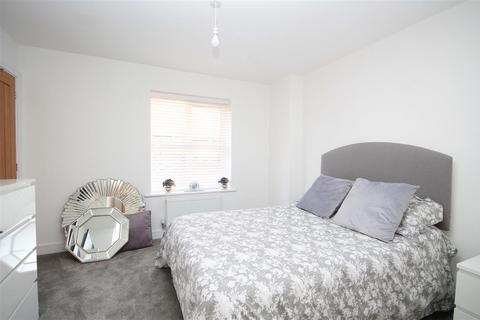 15 Connaught Road, Weeley Heath, Clacton-on-sea, CO16 9EL
