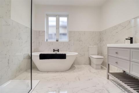 39 Dulwich Road, Holland-on-sea, Clacton-on-sea, CO15 5NA
