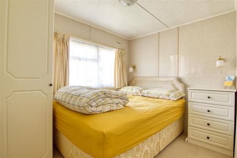 3 bedroom bungalow for sale, Promenade Way, Brightlingsea CO7
