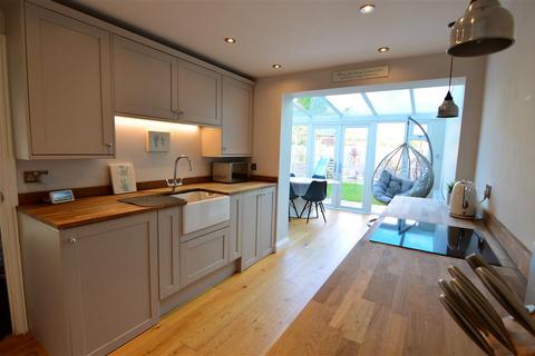 7 Bramley Close, Alresford, Colchester, CO7 8EL