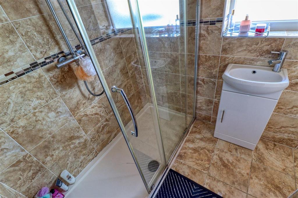 En Suite Shower Room