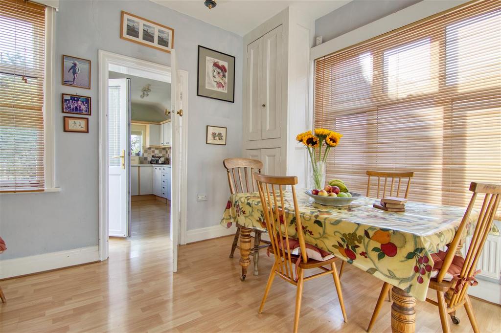 Breakfast Room