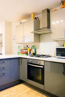 5 bedroom house to rent, 2 Frederick Grove, Lenton, Nottingham, NG7 1SG