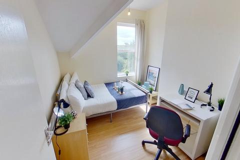 7 bedroom house to rent - 93 Castle Boulevard, Nottingham, NG7 1FE