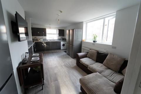 7 bedroom house to rent, 33 Patrick Road, West Bridgford, Nottingham, NG2 7QE