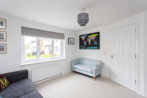 8 Edith Mcfee Place, Wormit, Newport-on-tay, DD6 8BF