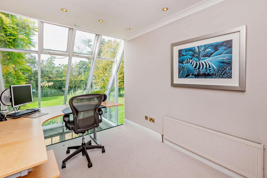 Galleried Office