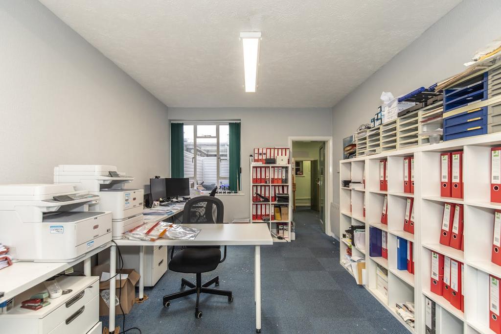 111113 South Farm Road9.jpg