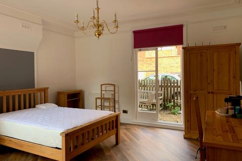 1 bedroom in a house share to rent - 3 Newbold Street, Newbold Street, Leamington Spa, Warwickshire, CV32