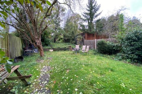 73b Devonshire Road, London, SE23 3LX