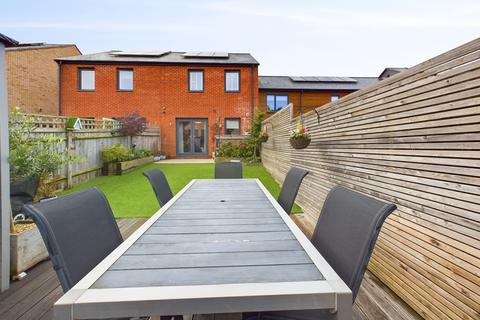 16 Challenger Place, Bordon, GU35 0FP