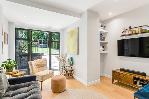 2 bedroom apartment for sale - Hillfield Road, West Hampstead