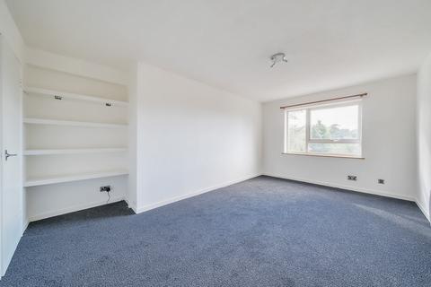5c Montana Close, South Croydon, CR2 0AT