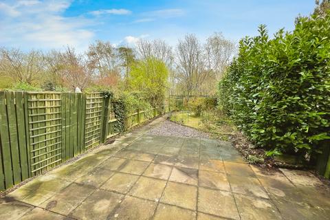 10 Baristow Close, Chester, CH2 2EA