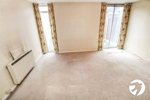 2 Mirror Path, London, SE9 4NY