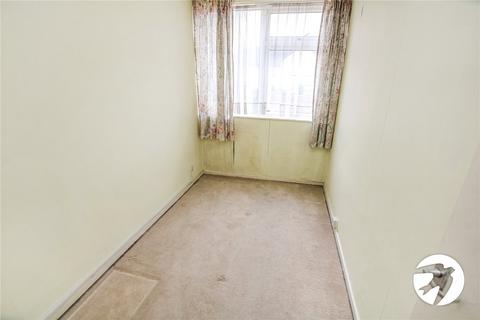 2 Mirror Path, London, SE9 4NY