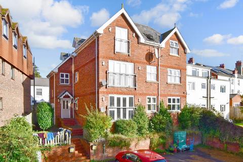 2 bedroom ground floor flat for sale, Lower Street, Pulborough, West Sussex