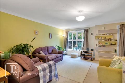 23 Brookside Close, Colchester, CO2 7LZ