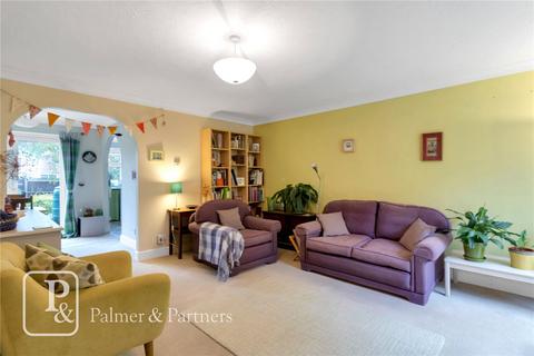 23 Brookside Close, Colchester, CO2 7LZ