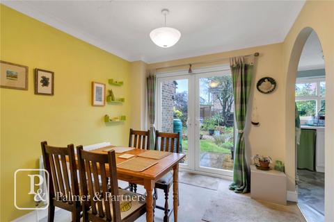 23 Brookside Close, Colchester, CO2 7LZ