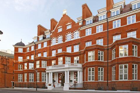 Parking to rent, Basil Street, SW3