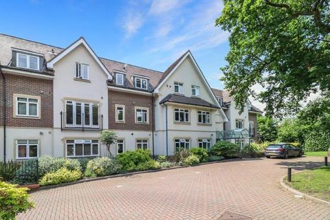 2 bedroom apartment for sale - Station Road, Beaconsfield, HP9